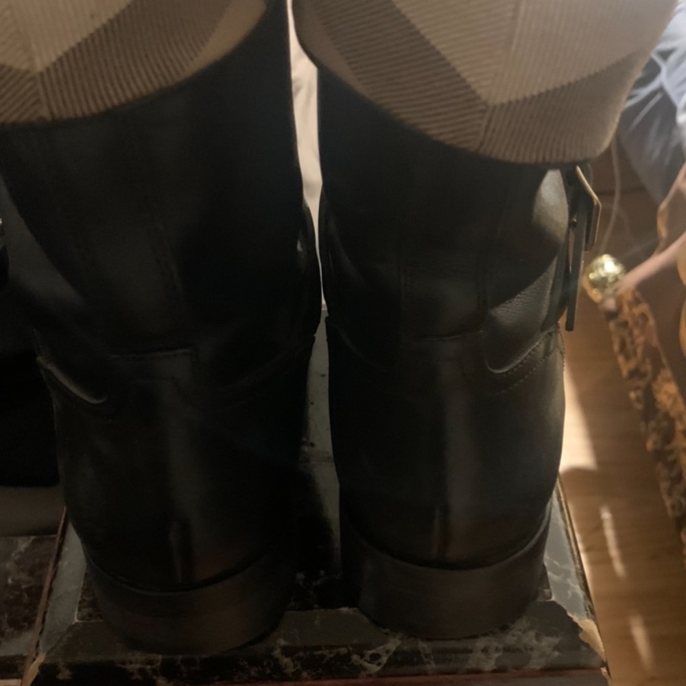 Women Burberry boots